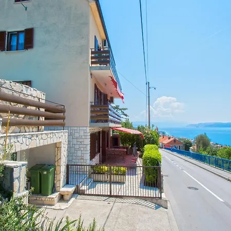 House Estrella Holiday home Dramalj